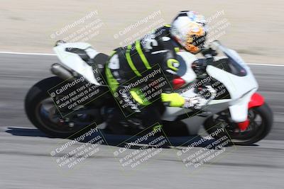 media/Oct-30-2025-Racers Edge (Thu) [[dabbdaf680]]/3-B Group/Session 3 (Turn 15 Inside)/